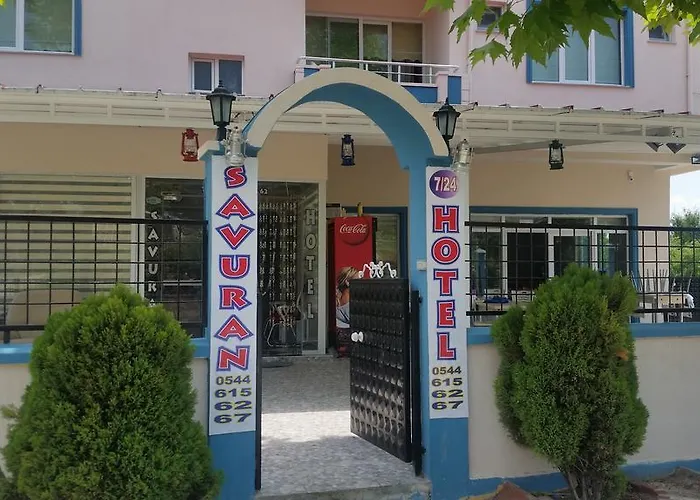 Savuran Hotel *